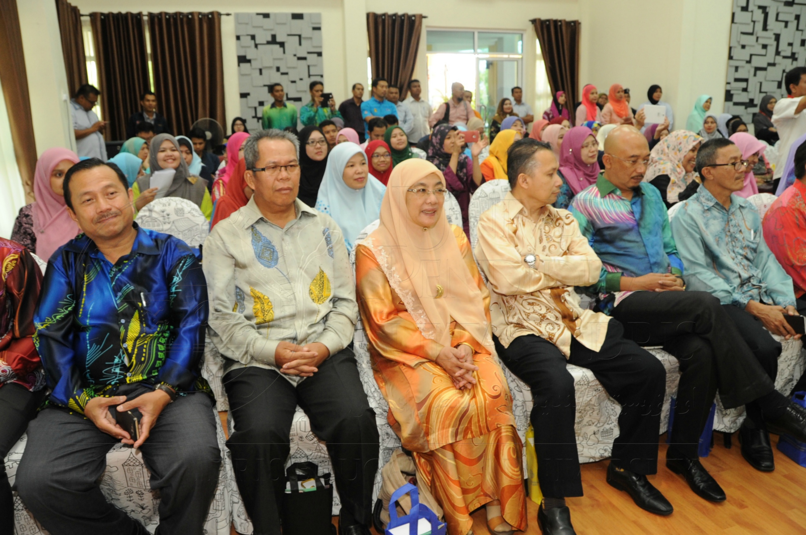 PRO16 32 NCDC HAS 3484